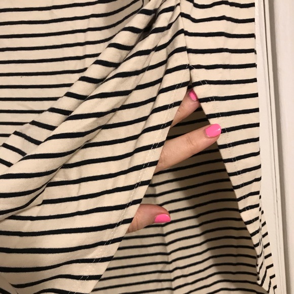 Volcom asymmetrical striped skirt. Black/cream - Picture 6 of 8